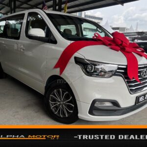 Hyundai GRAND STAREX 2.5 EXECUTIVE HARGA LELONG